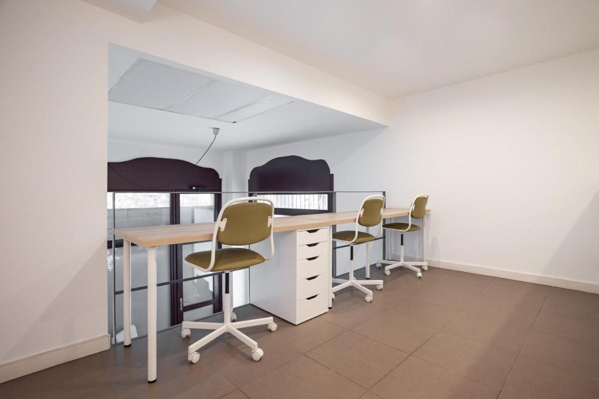 Modern And Bright 4bd Triplex In Paralel! Ferienhaus *