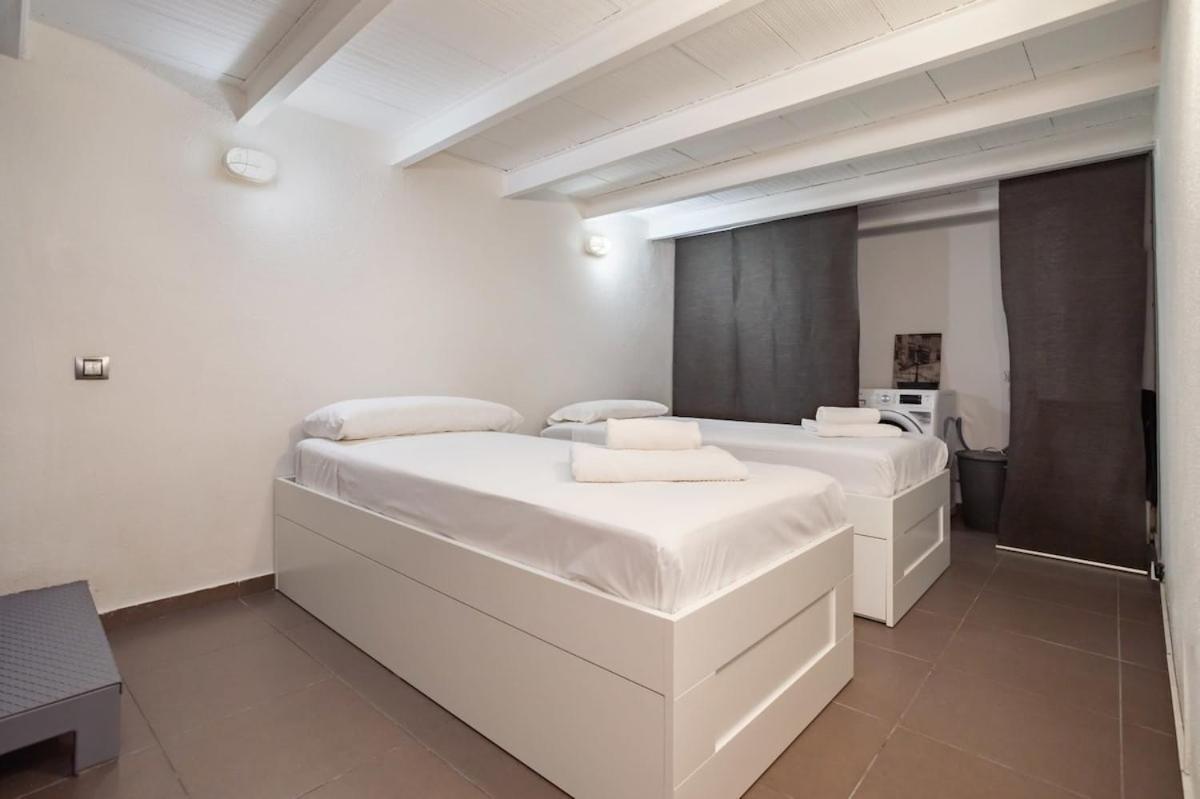 Ferienhaus Modern And Bright 4bd Triplex In Paralel! Barcelona
